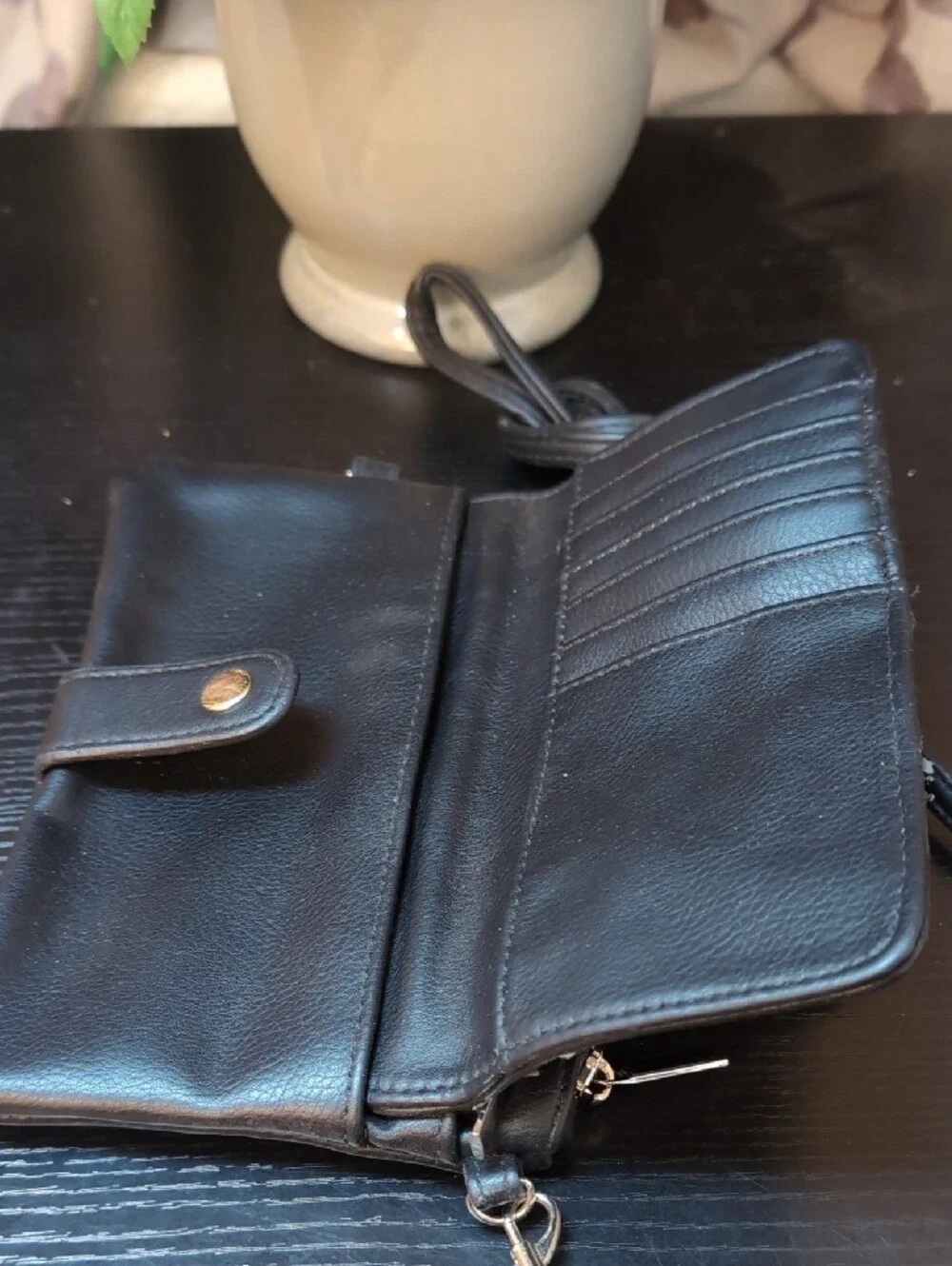 Classic Black Crossbody Wallet with Snap Closure